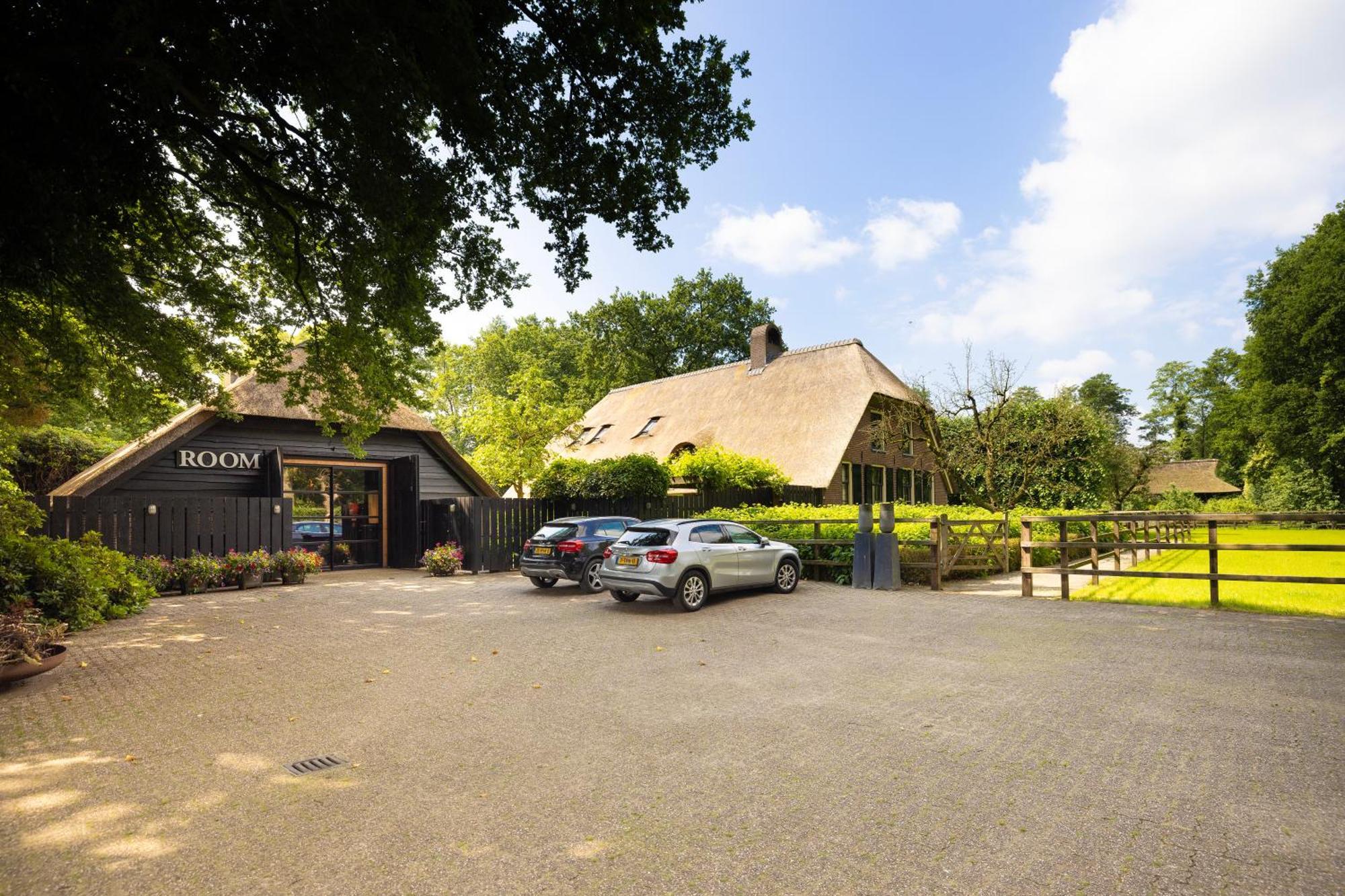 Luxe Hofstede Met Paardenstalling Lunteren Buitenkant foto
